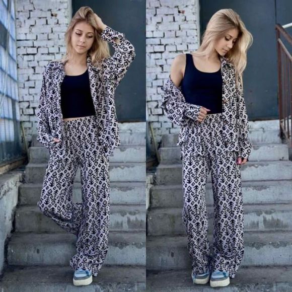 Костюм Karolina KR110 white