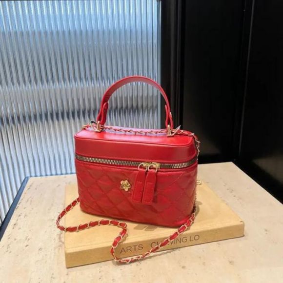 Сумка Fashion Bag A5811-4 red Сумка Fashion Bag A5811-4 red