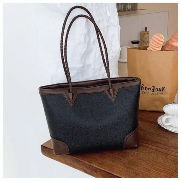 Сумка Fashion Bag M0312-1 black Сумка Fashion Bag M0312-1 black