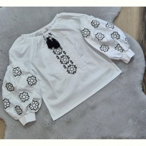 Вышиванка Limerense DD197 white