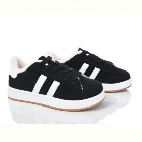 Кроссовки OkShoes 560-28
