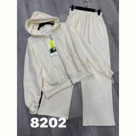Костюм спорт DIVO 8202 l.yellow Костюм спорт DIVO 8202 l.yellow