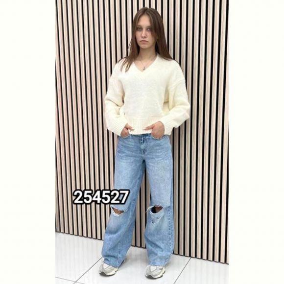Свитер MMC clothes 254527 milk Свитер MMC clothes 254527 milk